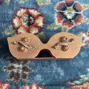 Vintage eye glass holder